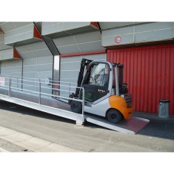 Aluminiowa rampa 12 metrów.