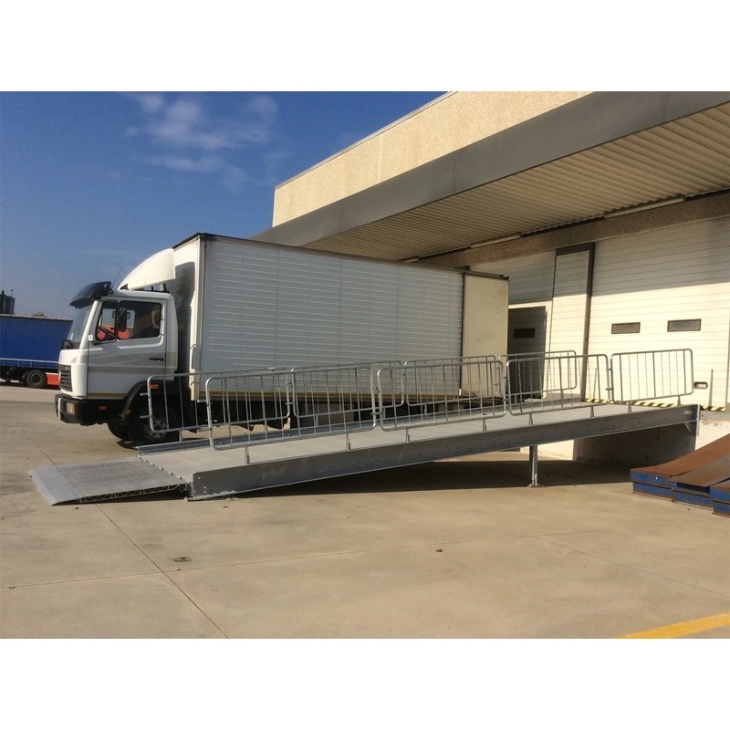 Aluminiowa rampa 12 metrów.