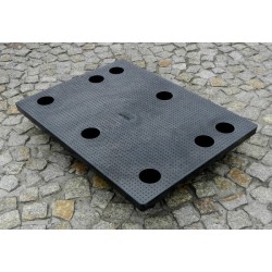 Półpaleta plastikowa  80x60cm z recyklingu, dostępność z magazynu + dostawa prosto od producenta